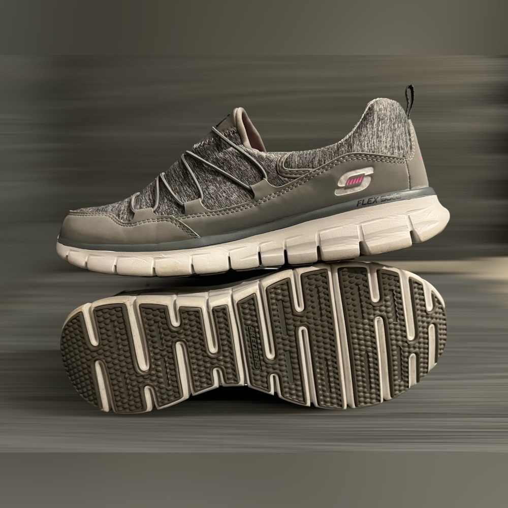 Grey. Skechers Sport. Memory Foam. 8.5. New